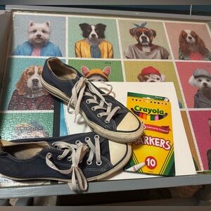 Navy Converse Sneakers sz 7